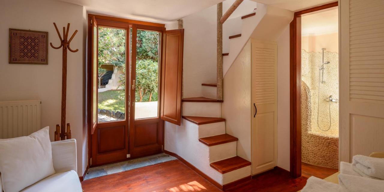 Aquaria Villa Karterados  Exterior photo
